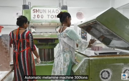 Penjualan Teratas! 300 Ton Mesin Cetak Otomatis Peralatan Makan Melamin