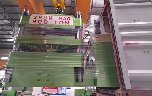 Pengiriman Mesin Press Melamin Otomatis Shunhao 600 Ton